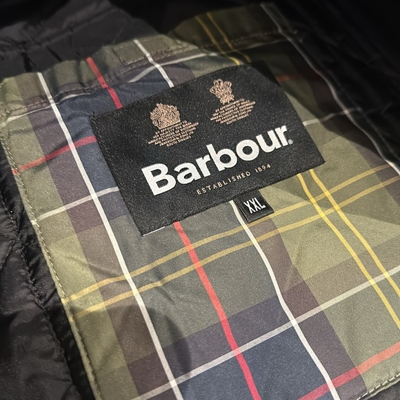 Barbour
Lowerdale
Quilted Jacket - Picture 8 of 8